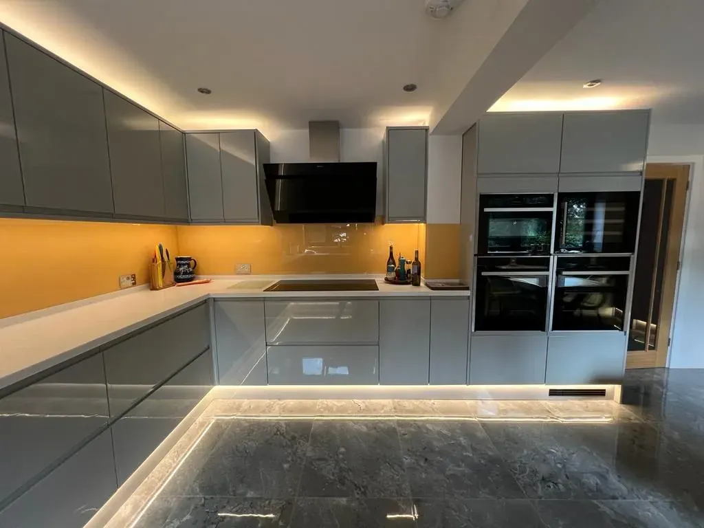 loft-conversion-billericay-kitchen-island-wide